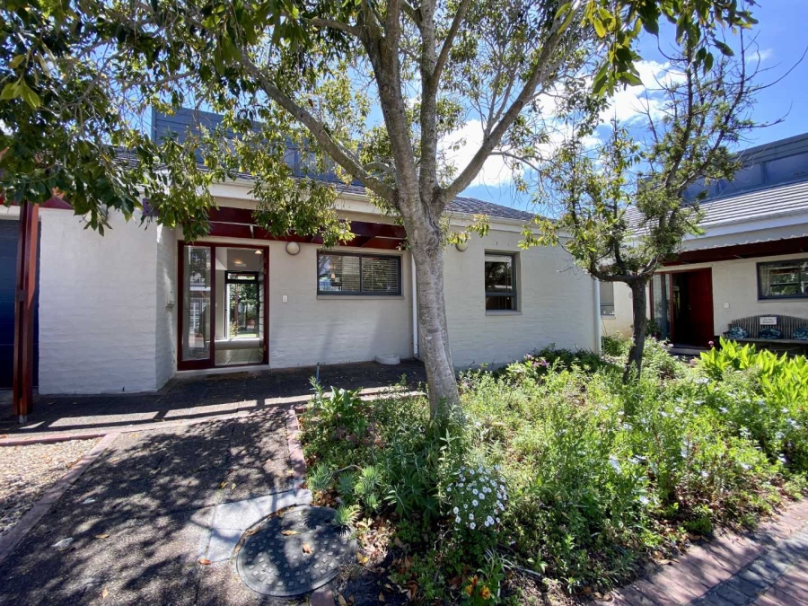 3 Bedroom Property for Sale in Beach Estate Western Cape